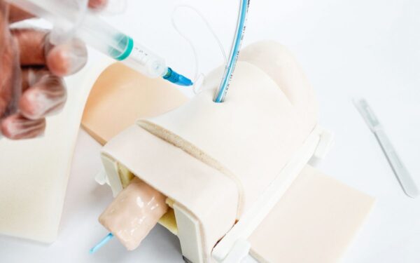 Cricothyroidotomy Simulator